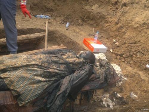 �������н�ʬ���ѧ������ô���͵� ���������ʵ��ʬ�¼�̫����