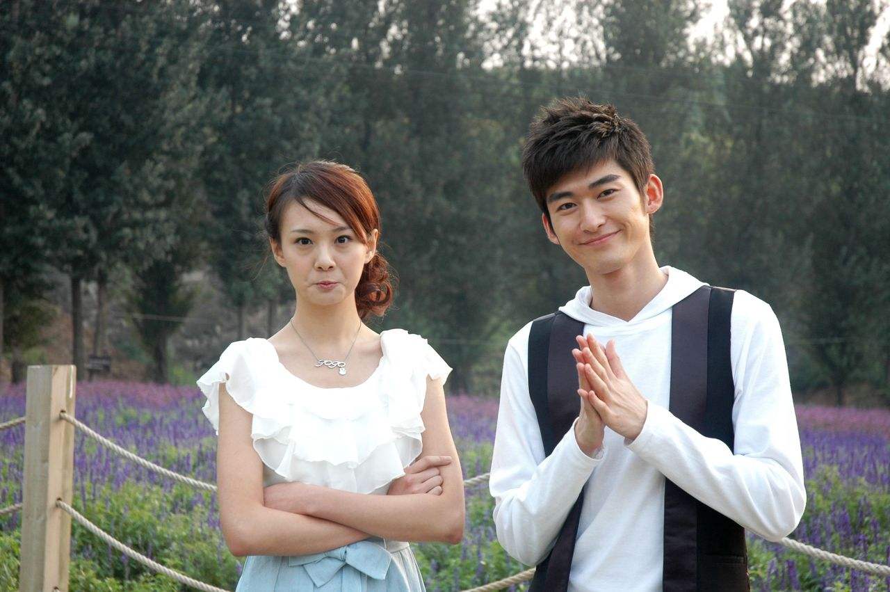 ֣ˬ�ع�����΢���ź����Ļ�Ӧ ֣ˬ���ź�����΢�������