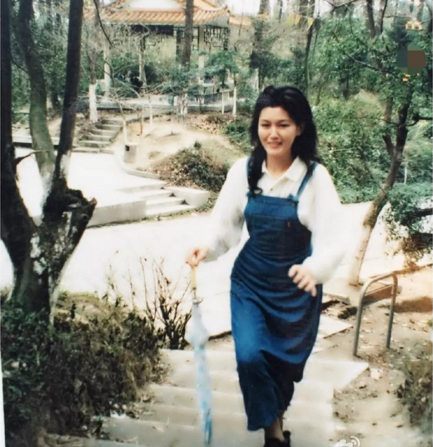 ���ෲ�͸�ĸ��Ƭ�����Ǹ�ʲô�� ���ෲ��ͥ�����Ҿ������ٻ�