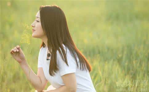 赖昌图(49岁杨钰莹和鲍国安结婚)