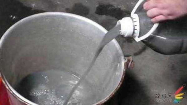 粪水臭豆腐就是用大便做的很难分辨吗 制作过程实拍图片令人发指