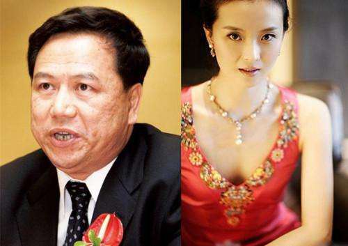 王艳丈夫是干什么的被索千万赌债真假 王艳和继子王烁的关系好吗