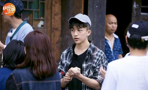 ���Ӻ뷲�ļ�ͥ������ĸ���Ͻ��� ���Ӻ뷲������˭�����ع�