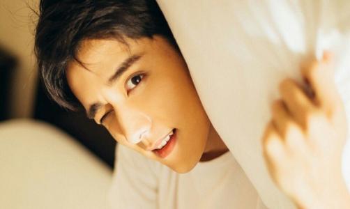 ���³�ΪʲôǩԼ���������ǩ�˶����� ���鴫ý�����³���ô��