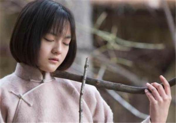 14岁童星文淇个人资料身高图几岁了 文淇是谁的女儿家庭背景曝光