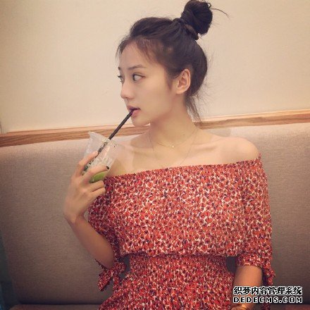 ��������de������ô�������ǰ��Ƭ �Ǹ��������ͥ�����ְ���˭