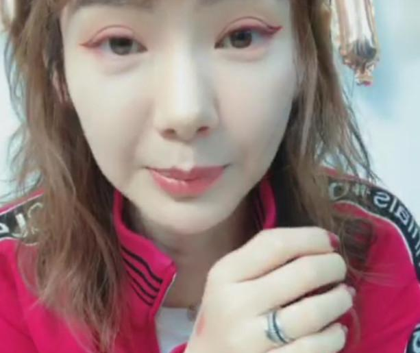 ��ޱ��˫��Ƥ�ǲ��Ǹ��ǰ���̫���˰� ��ޱ����˫��Ƥǰ����Ƭ