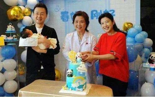 主持人刚强个人资料婚姻状况有婚史吗 春妮咋和刚强结婚了差几岁