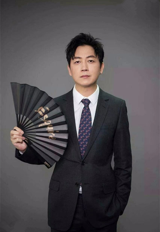 ��������Ů����������˭�������Ͻ��� ������������ݽ�����һ��