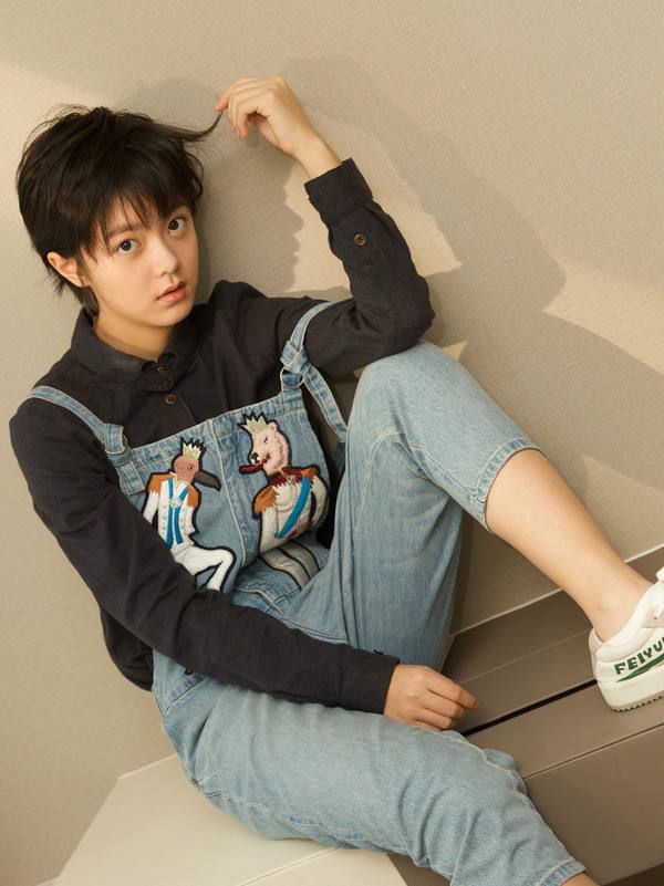 �Խ���ʲôѧ�����ڻ�����ѧ�� �Խ���ĸ�ĸ��˭ͼƬ��ͥ����