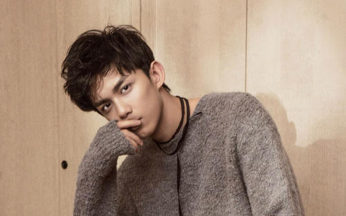 ��˴�����ڶԱ������ƶ� ��˴�������ڳ��ĺ���ʲô��ϵ˫��̥��