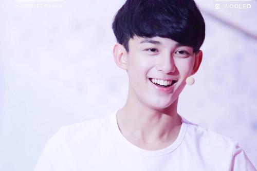 ��˴�����ڶԱ������ƶ� ��˴�������ڳ��ĺ���ʲô��ϵ˫��̥��