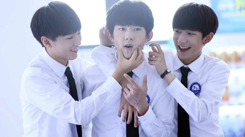 tfboys��Ҷ�ݾ���ں�