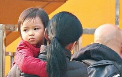 ���»������м��������ж����� �����»��м������Ӱ�������Ů��