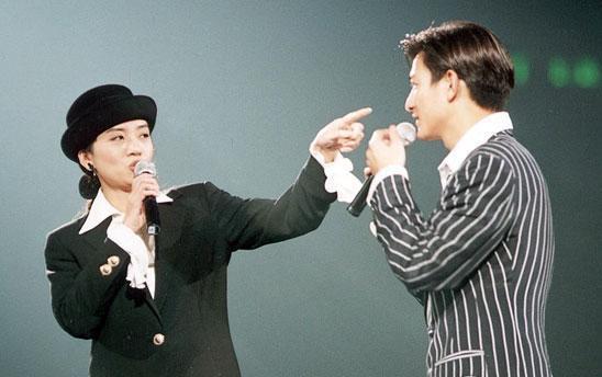 ���»������м��������ж����� �����»��м������Ӱ�������Ů��