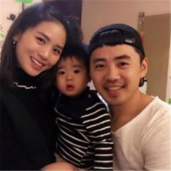 ��Ӣ�������۶���Ϊʲô������ ��Ӣ������ĸͼƬ�ع�������һ��