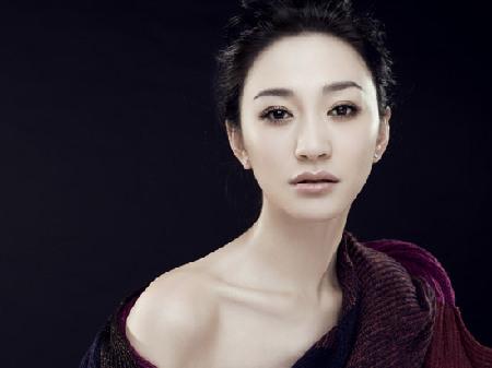 李小冉鄢颇为何分手 李小冉不堪回首狗血情史和鄢颇梅婷三角关系