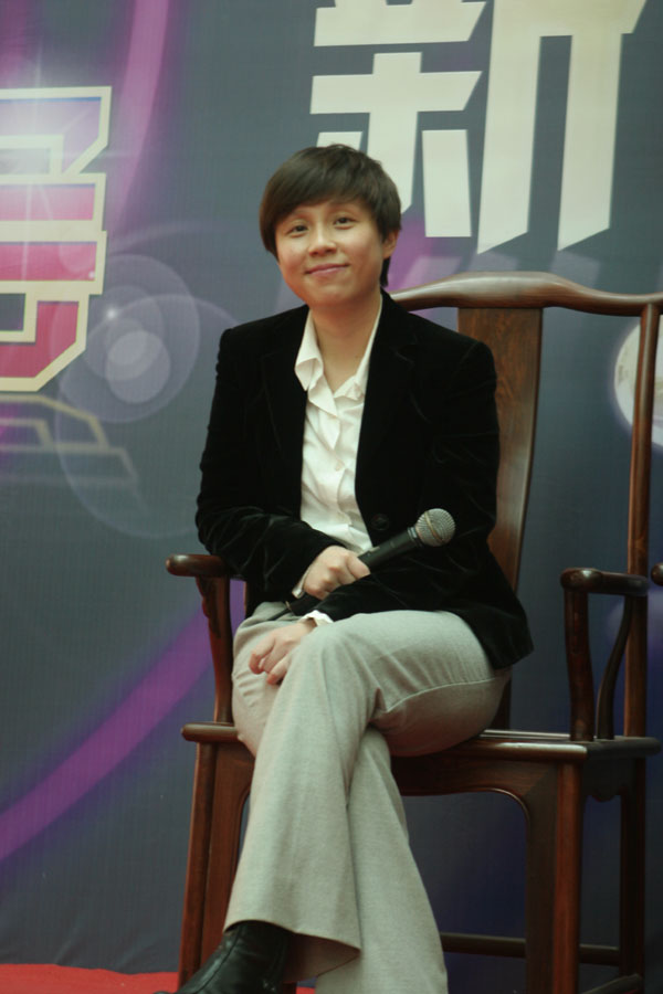 龙丹妮为什么这么厉害个人资料背景揭秘 龙丹妮到底捧红了哪些人