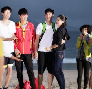 ���踸ĸ��ϲ����ɯ��Ȱ����������� ��ɯ��Ʒ��ô������Ŀ��ʷ