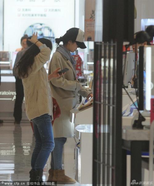 ���ӬB����ʯ�к����� ��ʯ67��ϲ�ù������ӬB���ڻ�����Ƭ���