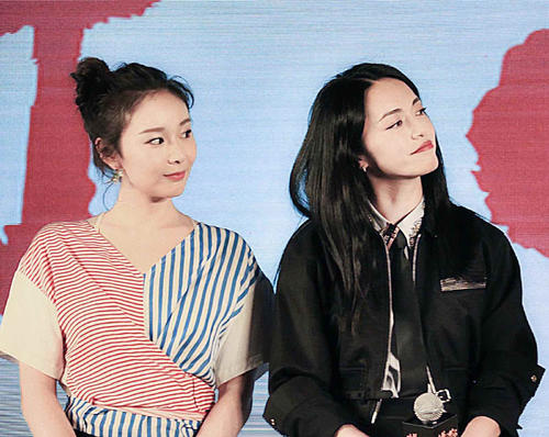 ��Ҷ�������ϼ���������Ϲ���˭���� ��Ҷ���¶ʲô��ϵ