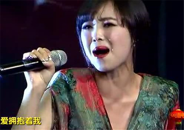 云朵为什么离开刀郎决裂了吗原因 云朵和刀郎是什么关系有私情吗