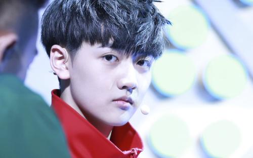 焉栩嘉原名叫啥在哪上学多高背景资料 喜欢女生类型女朋友是谁