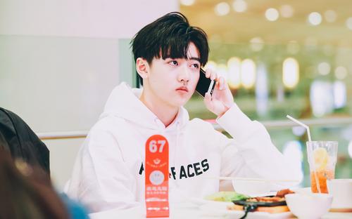 焉栩嘉原名叫啥在哪上学多高背景资料 喜欢女生类型女朋友是谁