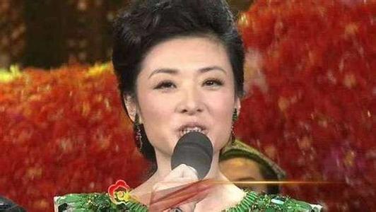 �����Ϲ�·�ƽ������ǰ����˭ͼƬ ·����ǰ�޵ĺ�����Ƭ�ع�