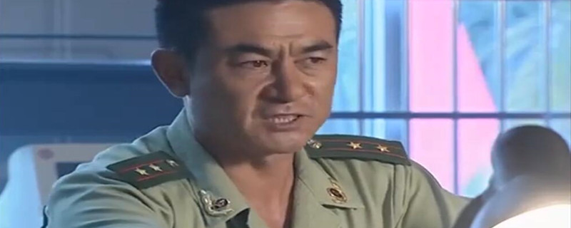 ���Ӿ��ȴ��籩ʿ����ײ������һ��