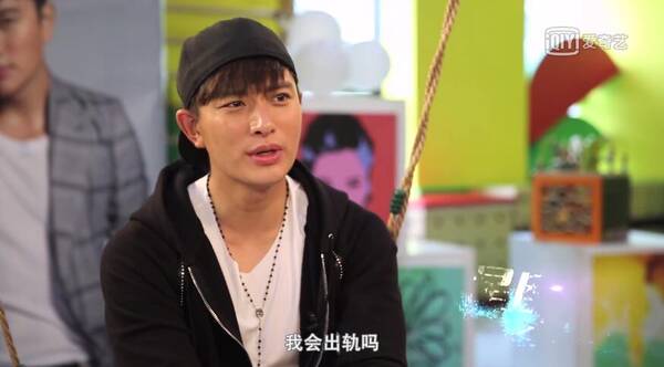 ������ʵ��С���Ʒ˽������ʷǰ���Ѷ���˭ ��С�Ѧ֮ǫ��ϵ��