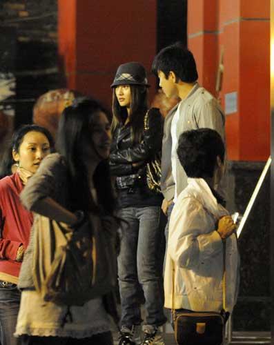 ������ʵ��С���Ʒ˽������ʷǰ���Ѷ���˭ ��С�Ѧ֮ǫ��ϵ��