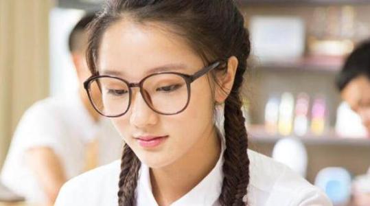 肖燕和肖战是什么关系兄妹吗 肖燕个人资料老家哪里家庭背景介绍