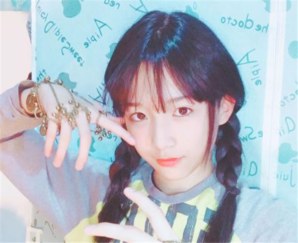 �������еĻ���Ů����ȡ�򿪰� abbily���λԺ�������һ������