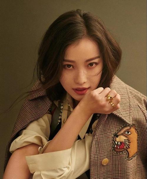 ����˽�������ĺ���ʷ���ع� ���ݵ�˽�����������ǰ����ͼƬ