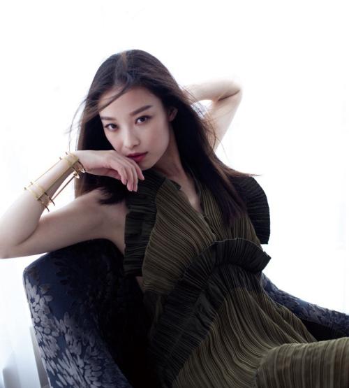 ����˽�������ĺ���ʷ���ع� ���ݵ�˽�����������ǰ����ͼƬ