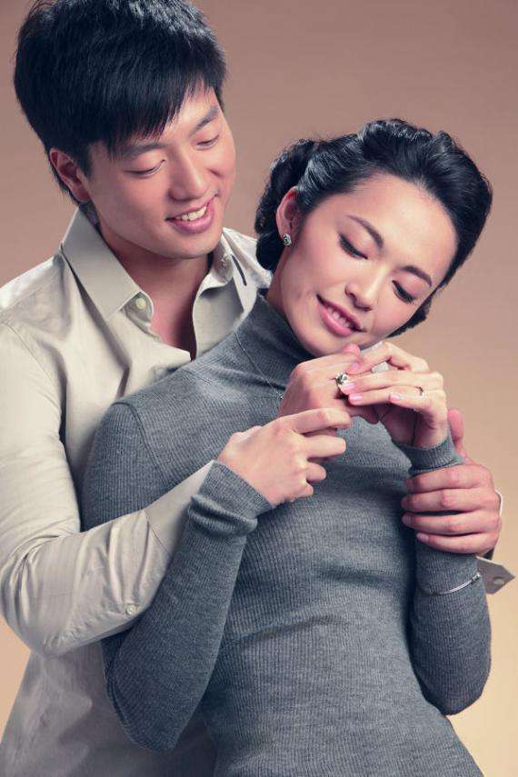 Ҧ�����������������˫˫���� Ҧ����Ȧ�ڳ���������Ů���