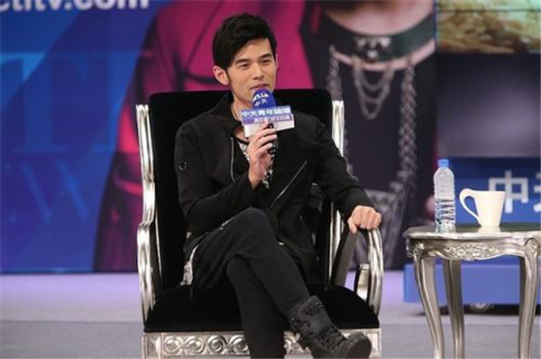 �ܽ��׶�Ѧ֮ǫ����ô���۵� Ѧ֮ǫ�ܳ�Խ�ܽ�����˭�������в�