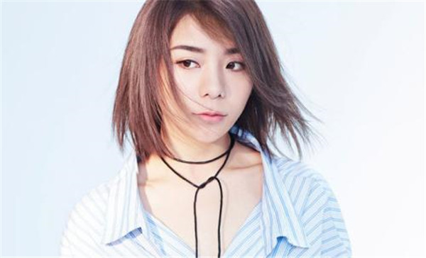 金玟岐怎么读江西哪里人多大了 好歌曲为什么删金玟岐不红的原因