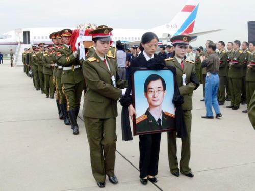 ������Ų��ǰ��콵������м��� �����쾹Դ�ڶ���������İ���