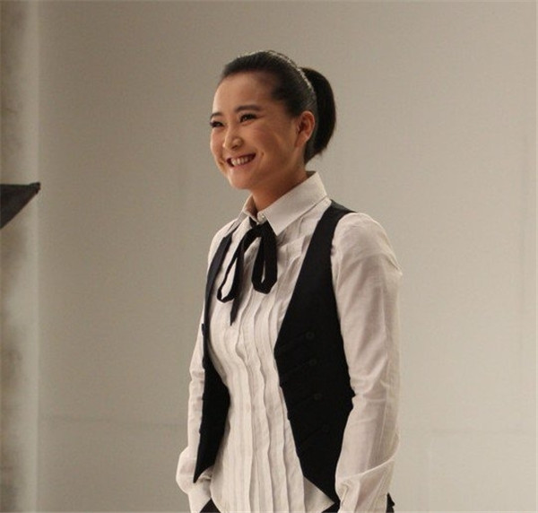 贾玲以前瘦时的照片 为什么贾玲突然变胖的原因揭秘