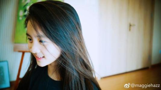 ����Ů������ȴ������Ⱦ����С��ë��ɰ�