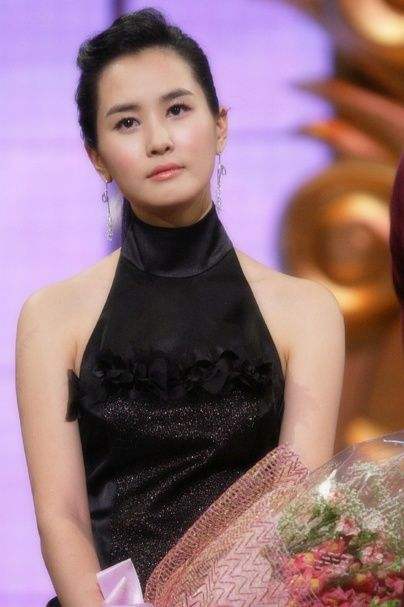 李多海家境背景到底有多强大父母干嘛的 李多海奢华豪宅内景图片