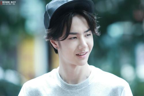 ��һ��ǰŮ�Ѱ�ү˵ ��һ��̸�˼�������������������ʼĩ˭׷˭