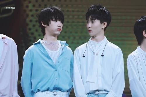 丁程鑫为什么晚一年高考 丁程鑫让人心疼的经历到底经历了什么