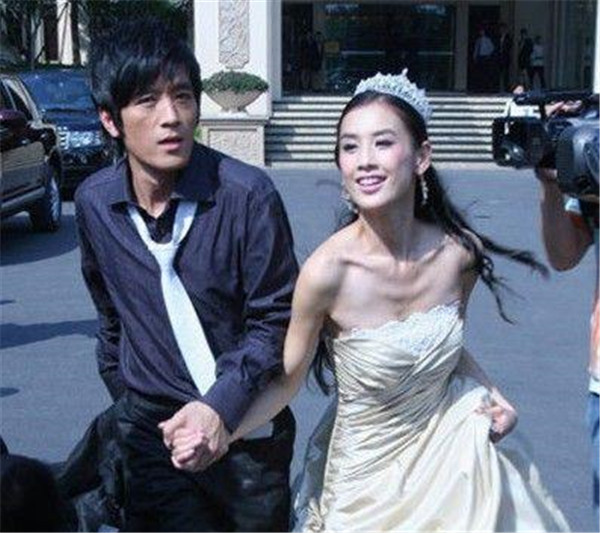 杨子怎么发家的为什么那么有钱 杨子被家族企业抛弃了吗为何演戏