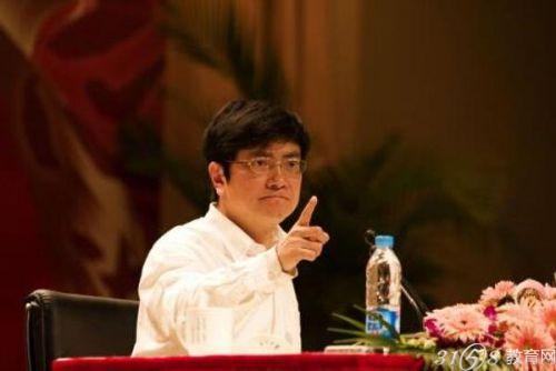 ���ݴ�ѧУ��֣ǿ�ں�ս�˵��ʲô ֣ǿ�������϶������ӽ�����