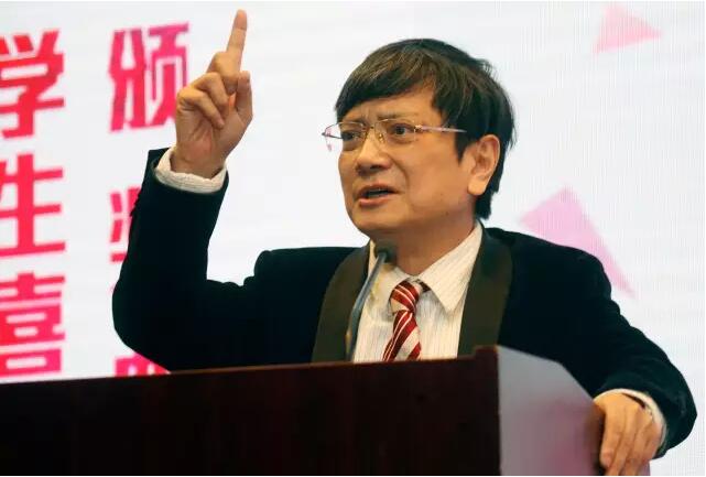 ���ݴ�ѧУ��֣ǿ�ں�ս�˵��ʲô ֣ǿ�������϶������ӽ�����