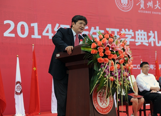 ���ݴ�ѧУ��֣ǿ�ں�ս�˵��ʲô ֣ǿ�������϶������ӽ�����