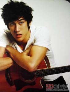 ����͢�İְ��ж���Ѫ��Ƭ ����͢����ʵ�Ҿ����İ�һ��